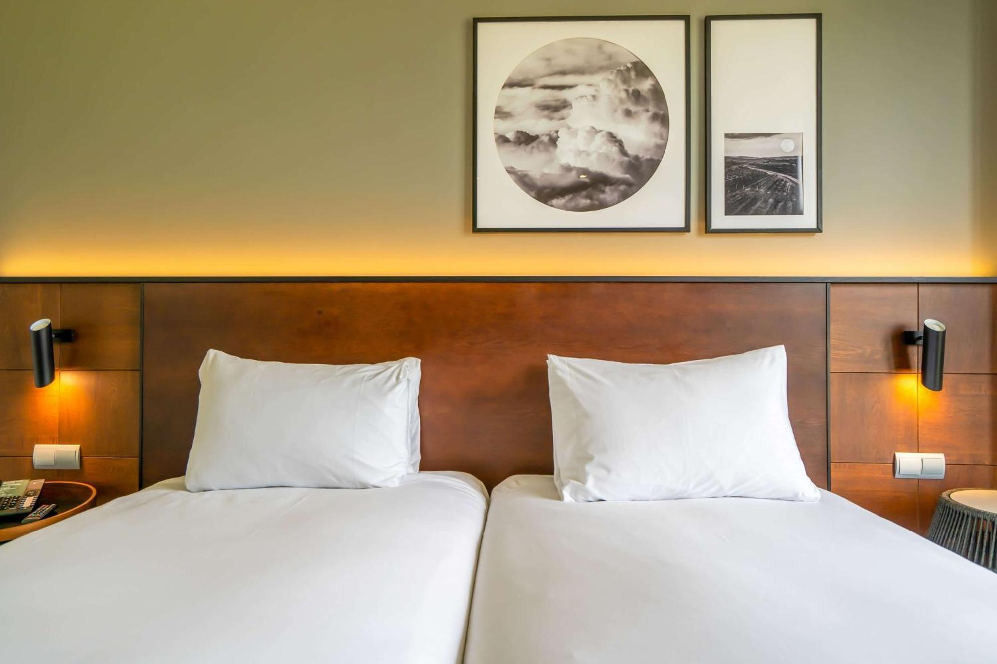 Dolce By Wyndham Barcelona Resort Sant Esteve Sesrovires Luaran gambar